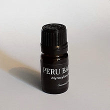 Load image into Gallery viewer, Peru balsam, essential oil

