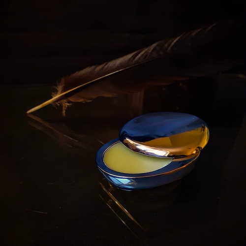 Witchery Solid perfume. Natural Perfume. Sonia Washburn Perfumes.